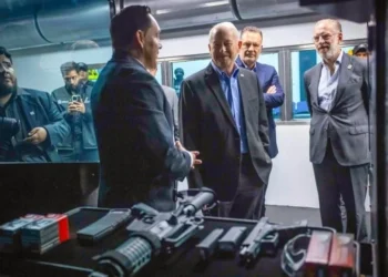 Del ‘no nos invitaron’, al ‘no tienen permiso’