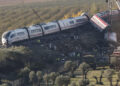 SRE reporta siete mexicanos dados de alta y uno sin localizar tras choque de trenes en España