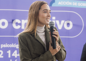 Encabeza Virginia Hernández Conversatorio por la Salud Mental
