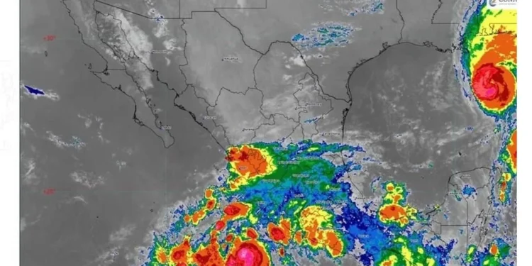 Protección Civil advierte que el huracán Simón golpeará Colima y Jalisco como ciclón mayor