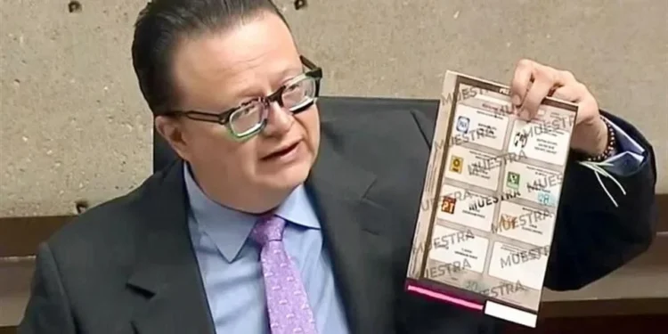 El TEPJF tumba acuerdo del INE e invalida las "boletas planchadas" para la elección de 2027