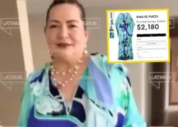 Un vestido nada austero