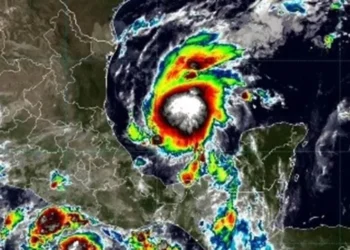 Se forma la tormenta ‘Isaías’ en el Golfo de México