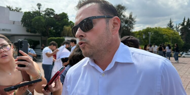 Bachilleres de la UAQ detecta casos de consumo de sustancias y reporta presunta venta de droga