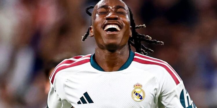 Real Madrid vence al Villarreal con gol de Yan Diomandé