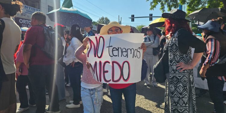 La marcha de trabajadores sindicalizados del IMSS en Querétaro partirá rumbo a la Calzada de los Arcos