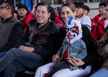 Rodrigo Monsalvo acerca actividades de prevención y convivencia a estudiantes del COBAQ