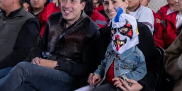 Rodrigo Monsalvo acerca actividades de prevención y convivencia a estudiantes del COBAQ