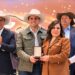 Recibe Marilú Ábrego la medalla presidencial al mérito ganadero