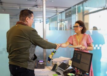 Adriana Meza impulsa paridad de género en titularidades de áreas legislativas