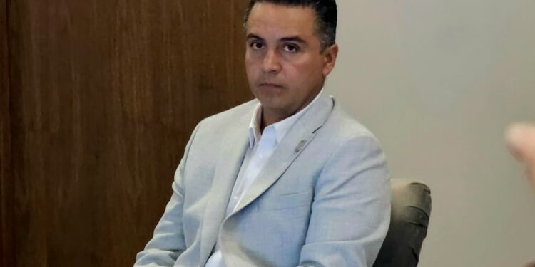 El secretario de Gobierno estatal, Eric Gudiño Torres, señaló que la administración local aún no cuenta con la información técnica formal del proyecto ferroviario