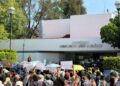 Marchan estudiantes de Filosofía de la UAQ; exigen transparencia y cambios estructurales