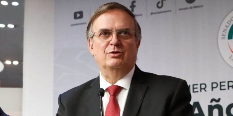 Marcelo Ebrard en el Senado de la República