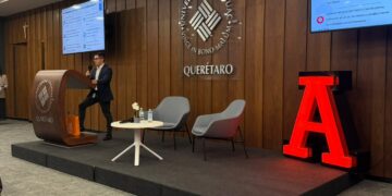 Proponen mayor participación juvenil en política exterior y cooperación internacional