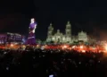 Inauguran megaofrenda con la catrina más alta del mundo