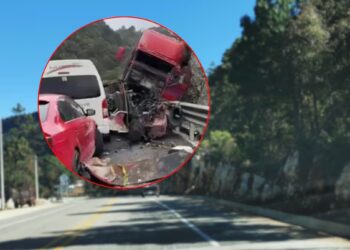 Dos muertos y 14 heridos por accidentes consecutivos en autopista de Chiapas