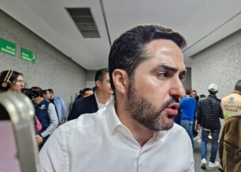 Tenemos que pensar en la gente, no en partidos políticos: Agustín Dorantes