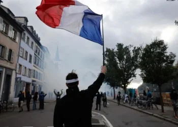 Elevan protestas la tensión en Europa