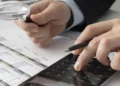Publica SAT ‘lista negra’ con 120 defraudadores