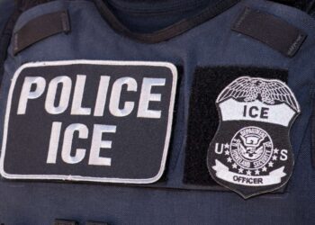 Imputan a un agente de ICE por atropellar con su vehículo a inmigrante mexicano en Texas