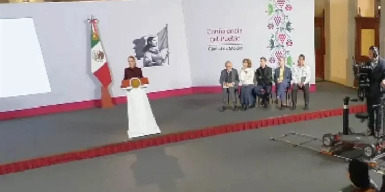 Claudia Sheinbaum rechaza dar salas de protocolo de aeropuertos a senadores