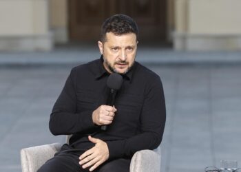 Zelenski dice que EE.UU. propone una cita trilaterial con Rusia “lo antes posible”